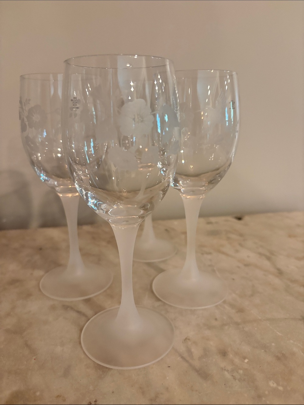 Avon hummingbird wine glass -  - Frosted Stem. Set of 4. Made in France